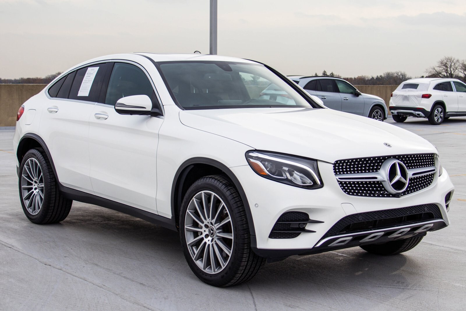 2019 Mercedes Benz GLC 300 4MATIC Coupe photo 3