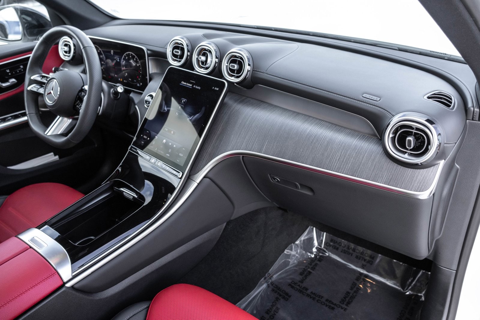 2025 MERCEDES-BENZ GLC-CLASS - Image 24