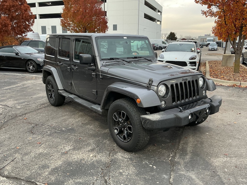 Used 2018 Jeep Wrangler Unlimited Sahara 4x4 SUV
