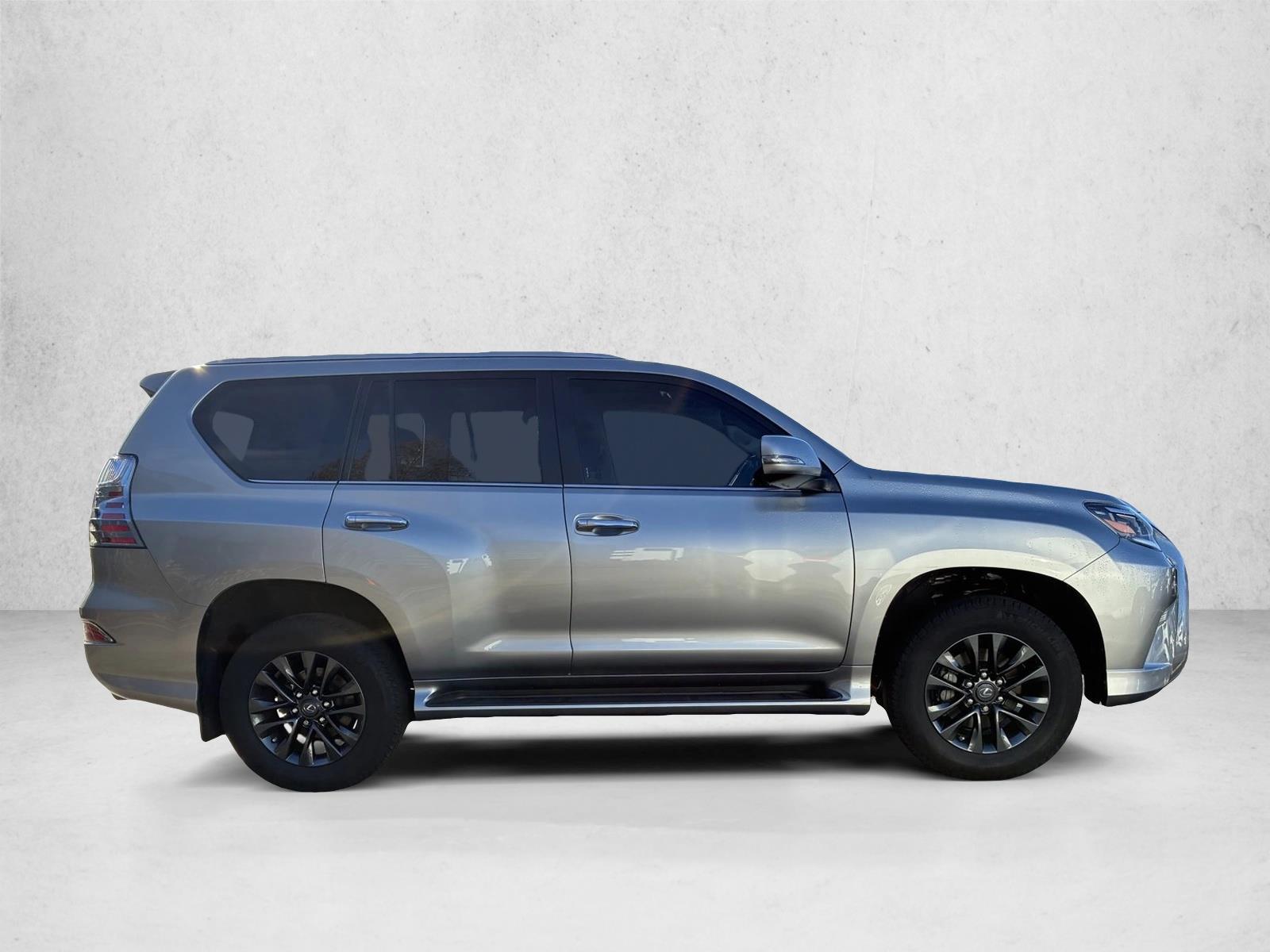 2022 LEXUS GX - Image 4