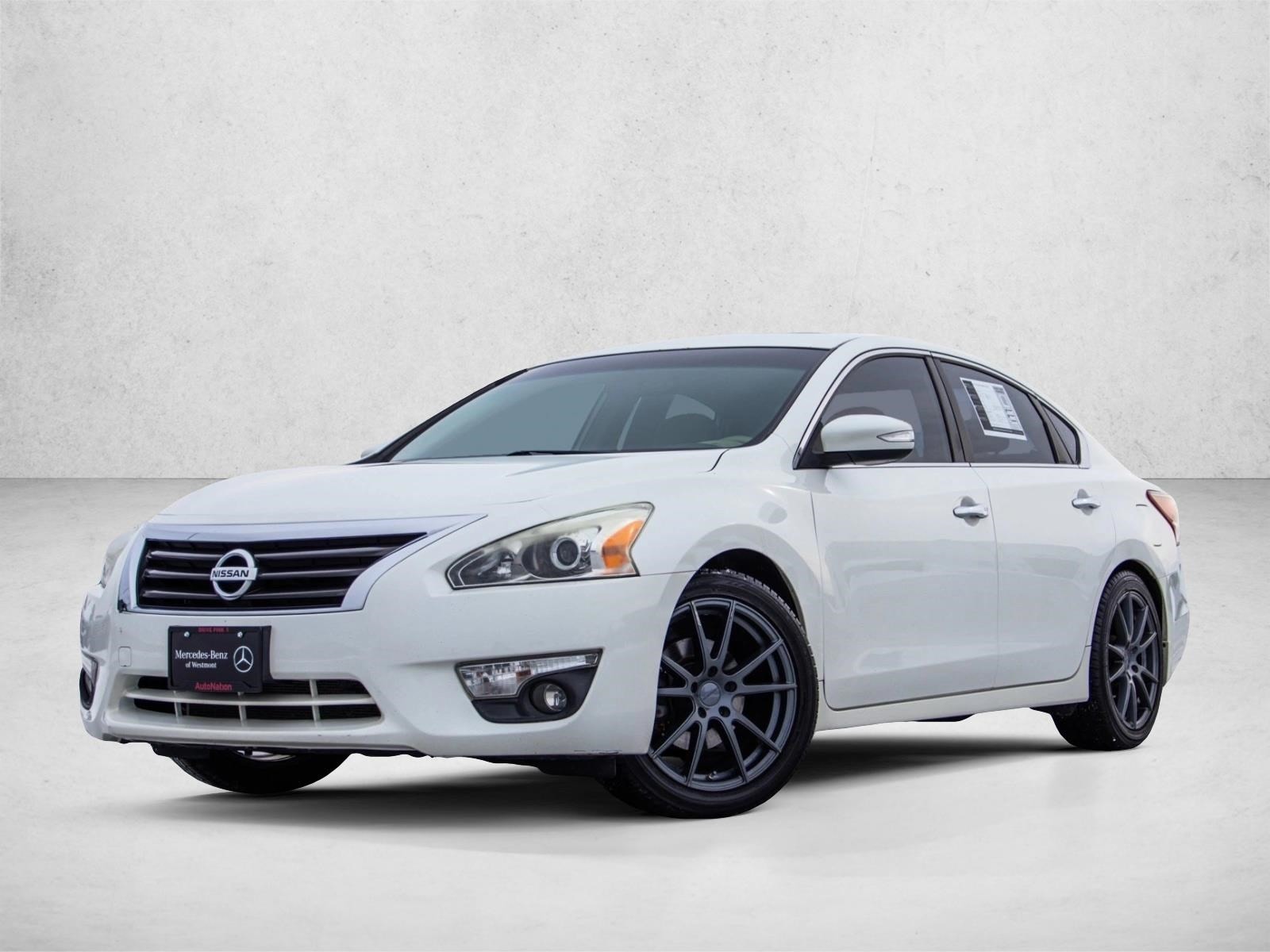 2013 NISSAN ALTIMA - Image 1