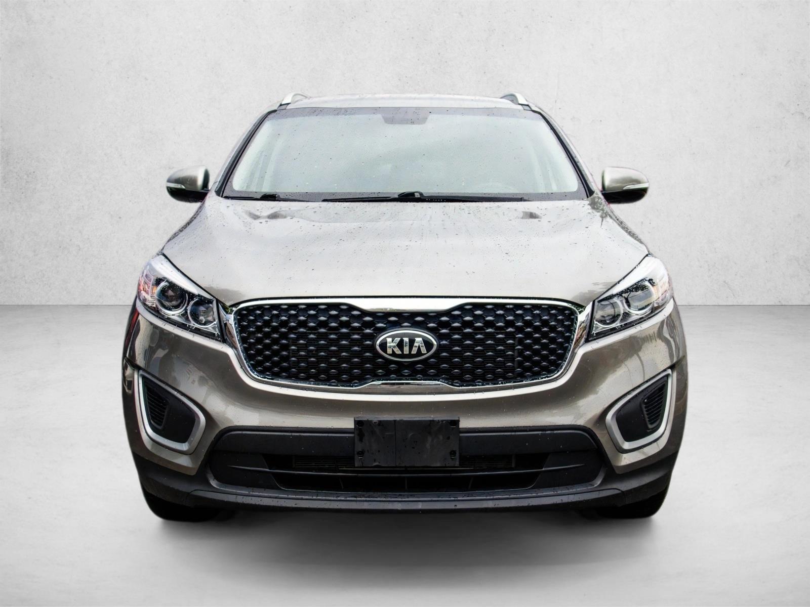 Used 2017 Kia Sorento LX with VIN 5XYPG4A32HG229960 for sale in Westmont, IL