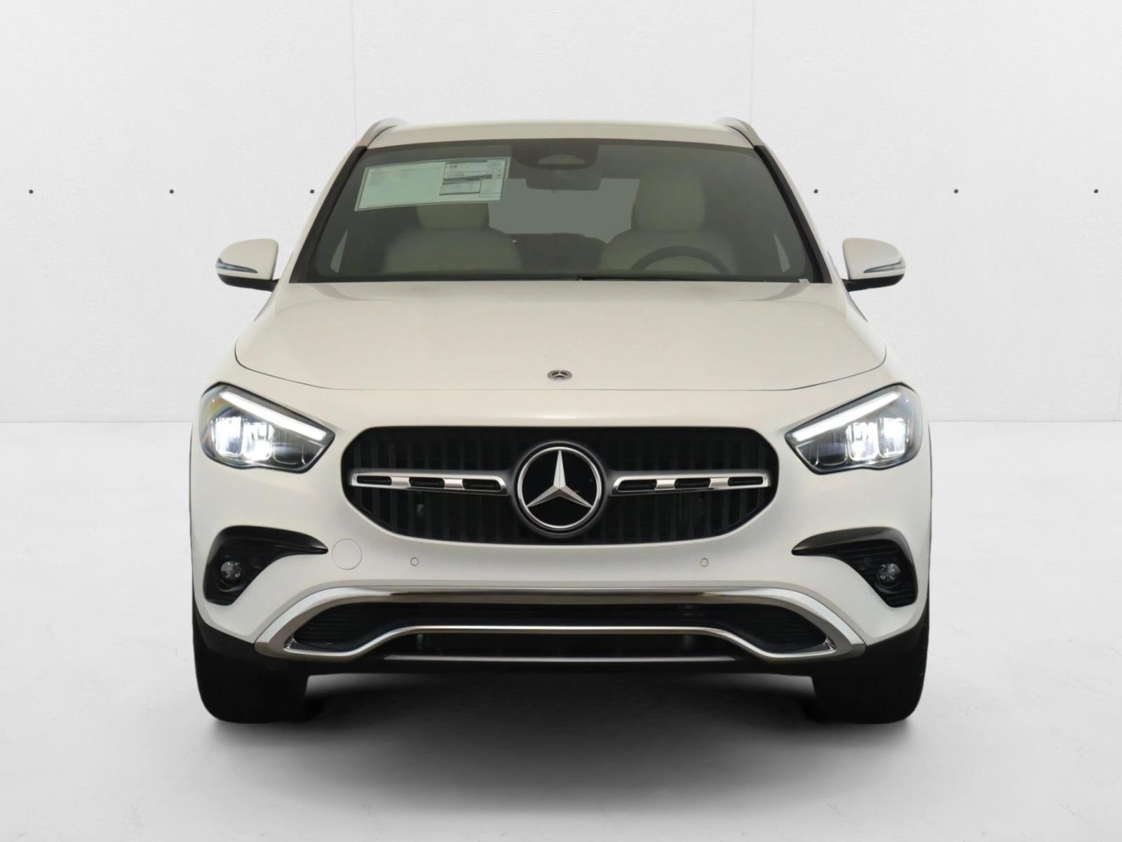 2025 Mercedes Benz GLA 250 4MATIC photo 2