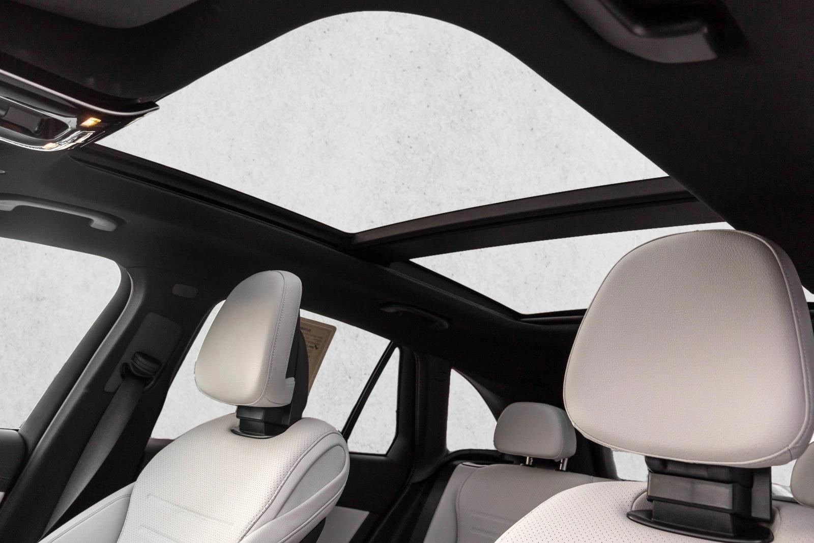2026 Mercedes-Benz GLC Base - Photo 13