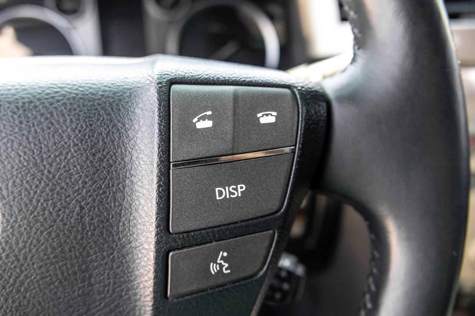 2013 Lexus LX 570 - Photo 14