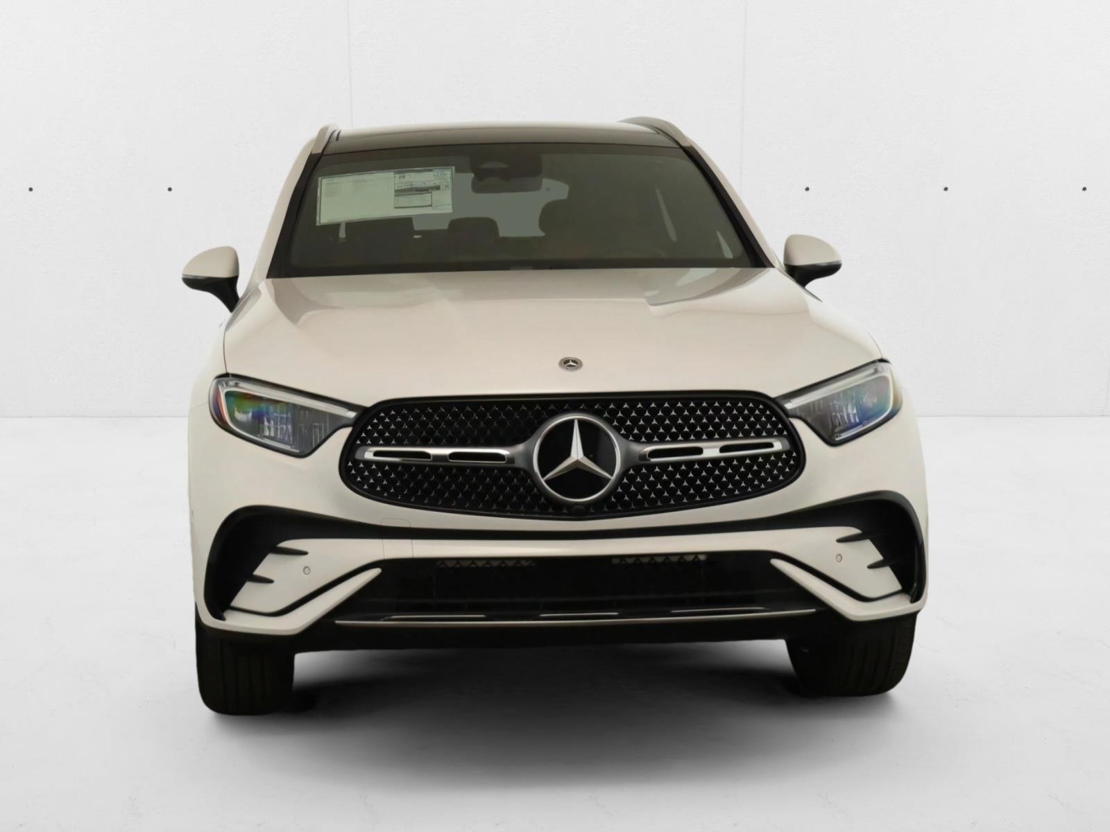 2025 Mercedes Benz GLC 300 AMG photo 2