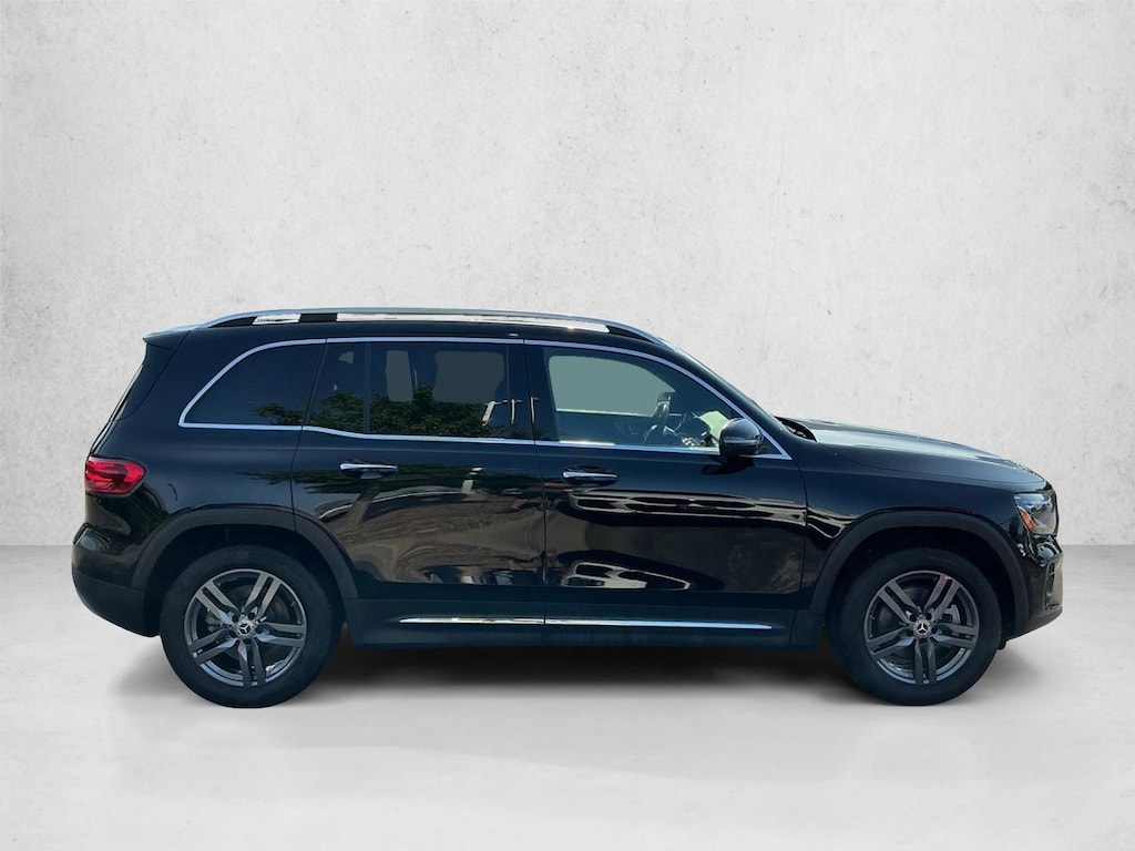 Certified 2024 Mercedes-Benz GLB 4MATIC SUV
