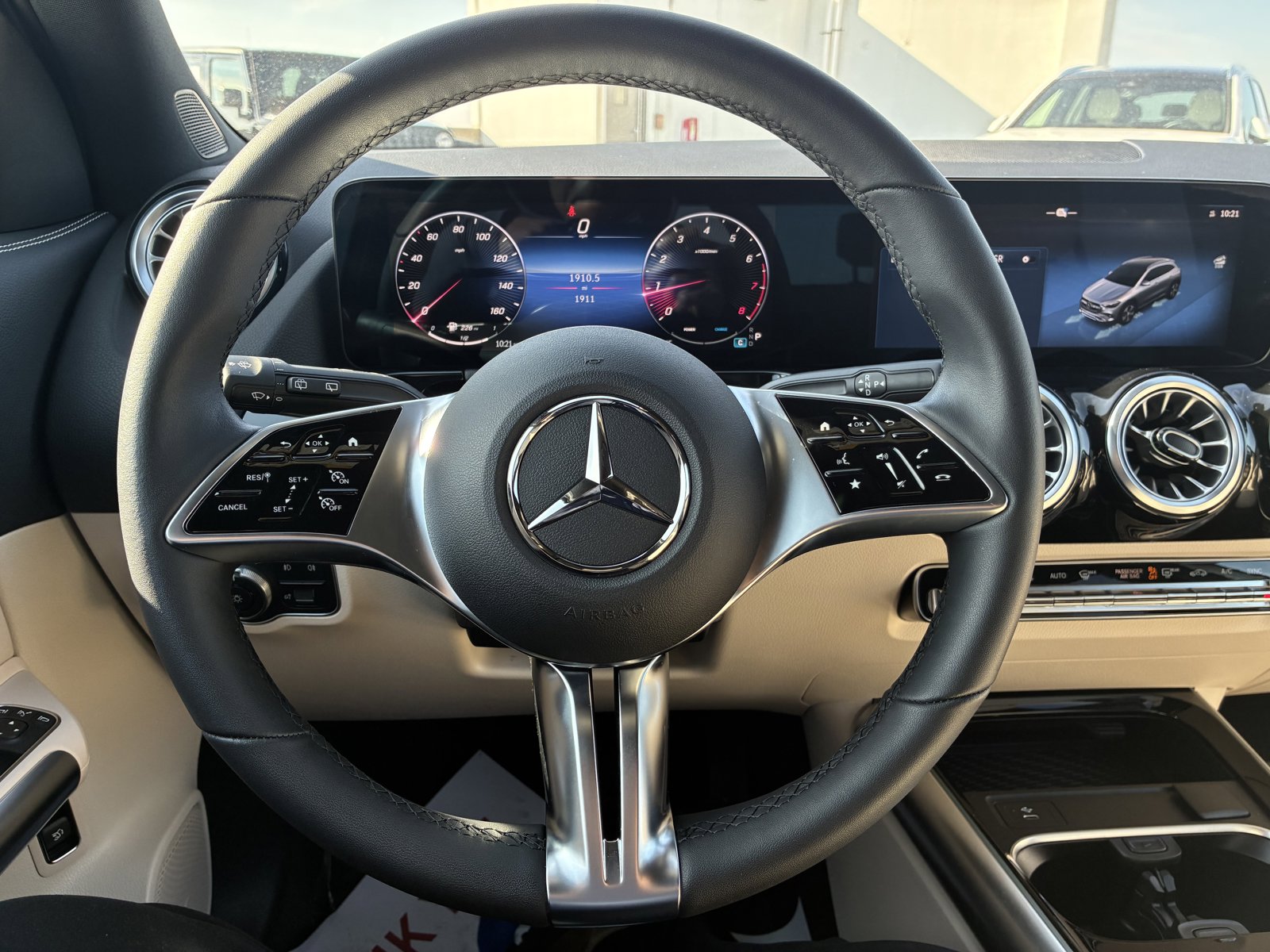 2026 MERCEDES-BENZ GLA-CLASS - Image 12