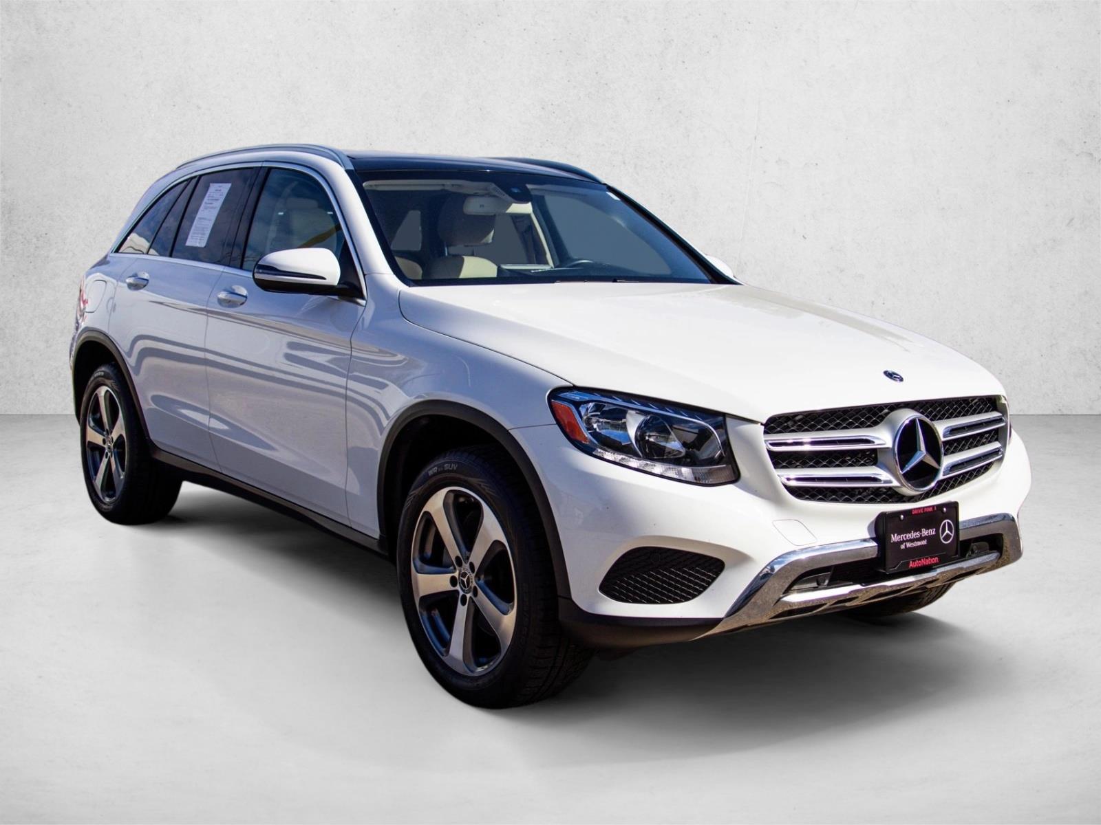 2018 Mercedes Benz GLC 300 4MATIC photo 3