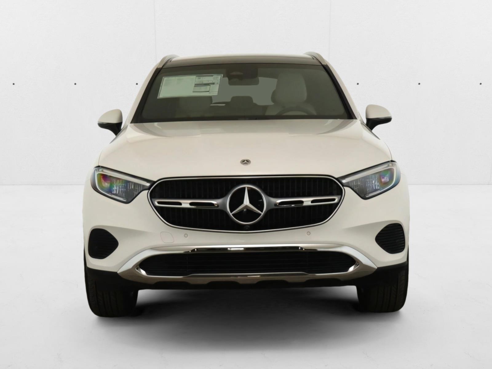 2025 Mercedes Benz GLC 300 4MATIC photo 2