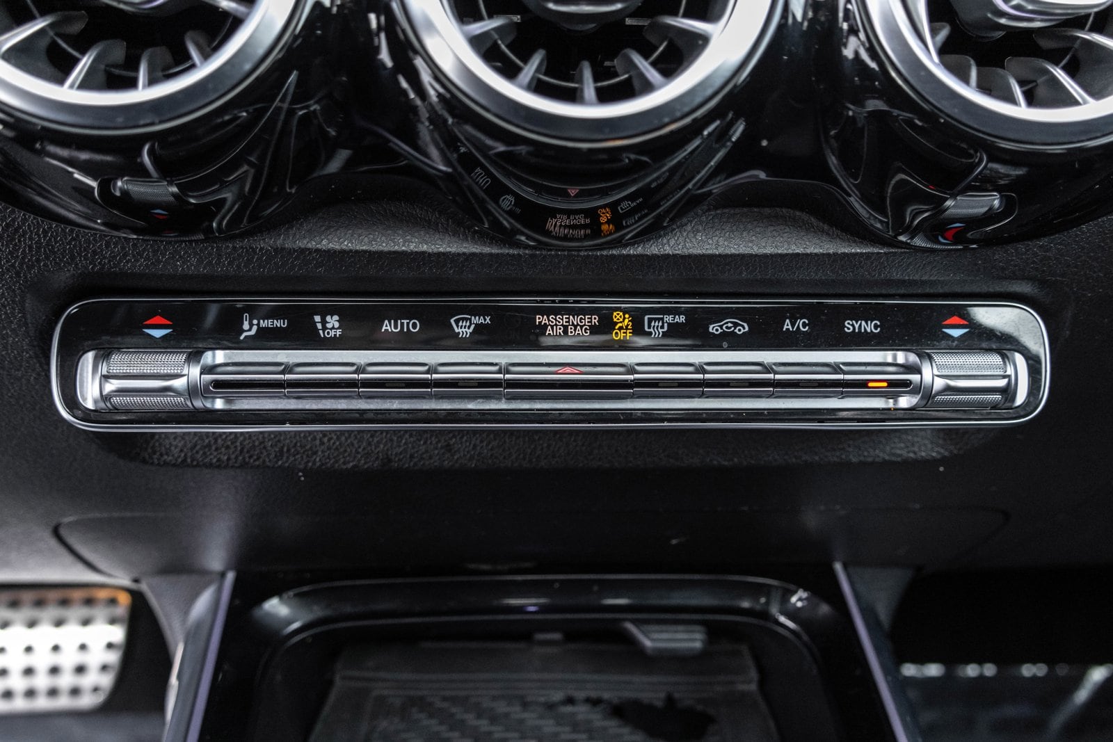 2021 MERCEDES-BENZ GLB-CLASS - Image 19