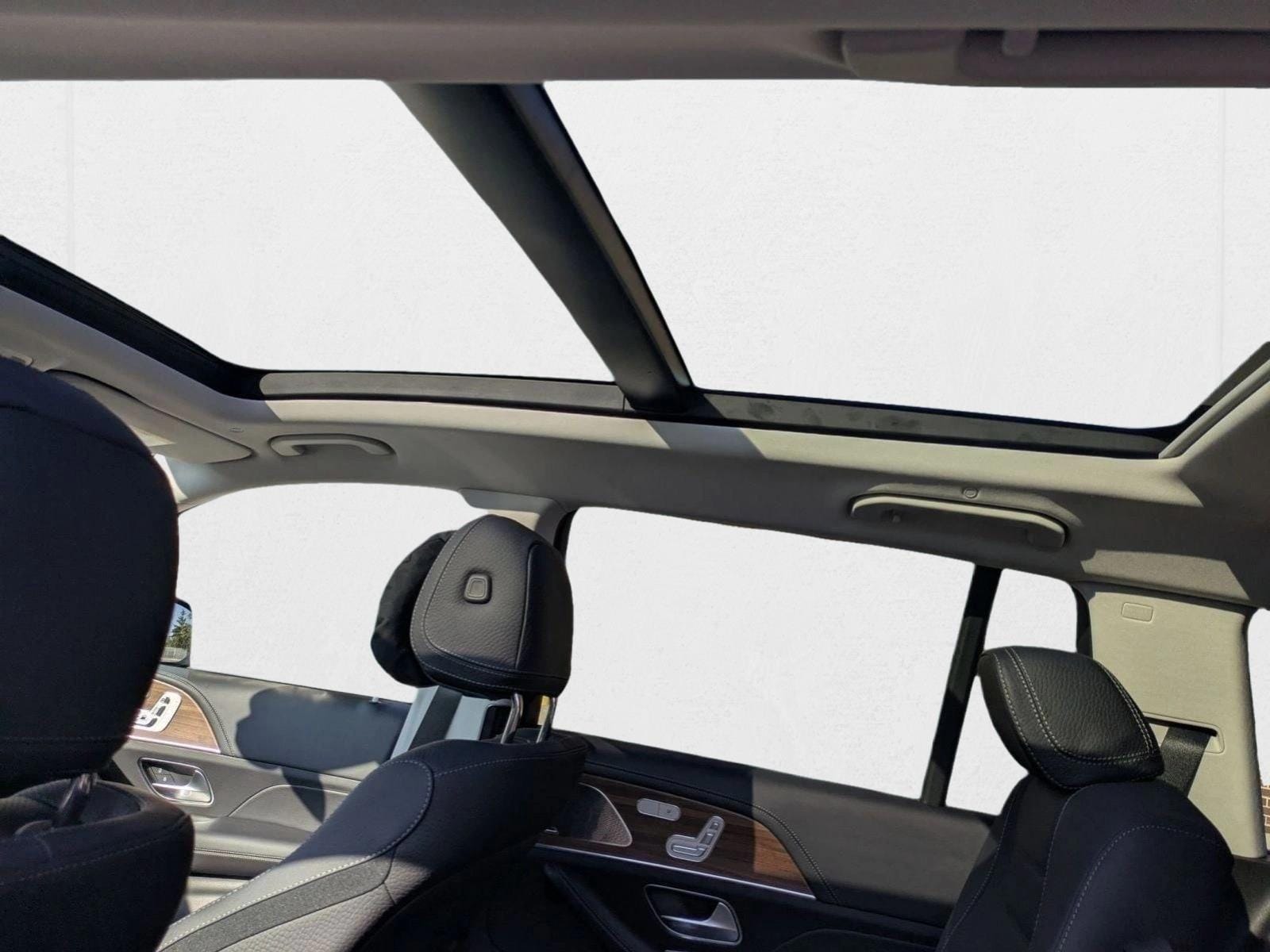 2026 MERCEDES-BENZ GLS-CLASS - Image 17