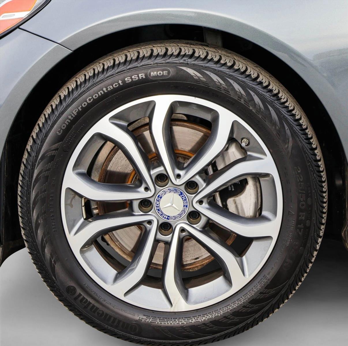 2017 MERCEDES-BENZ C-CLASS - Image 9