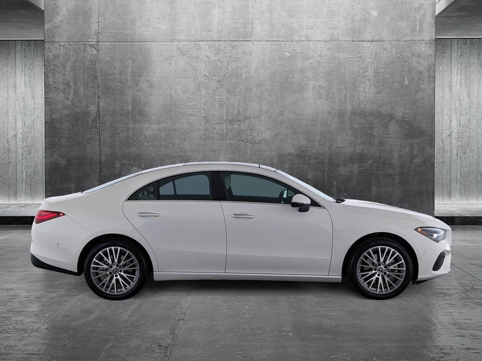 2025 Mercedes Benz CLA 250 4MATIC photo 4