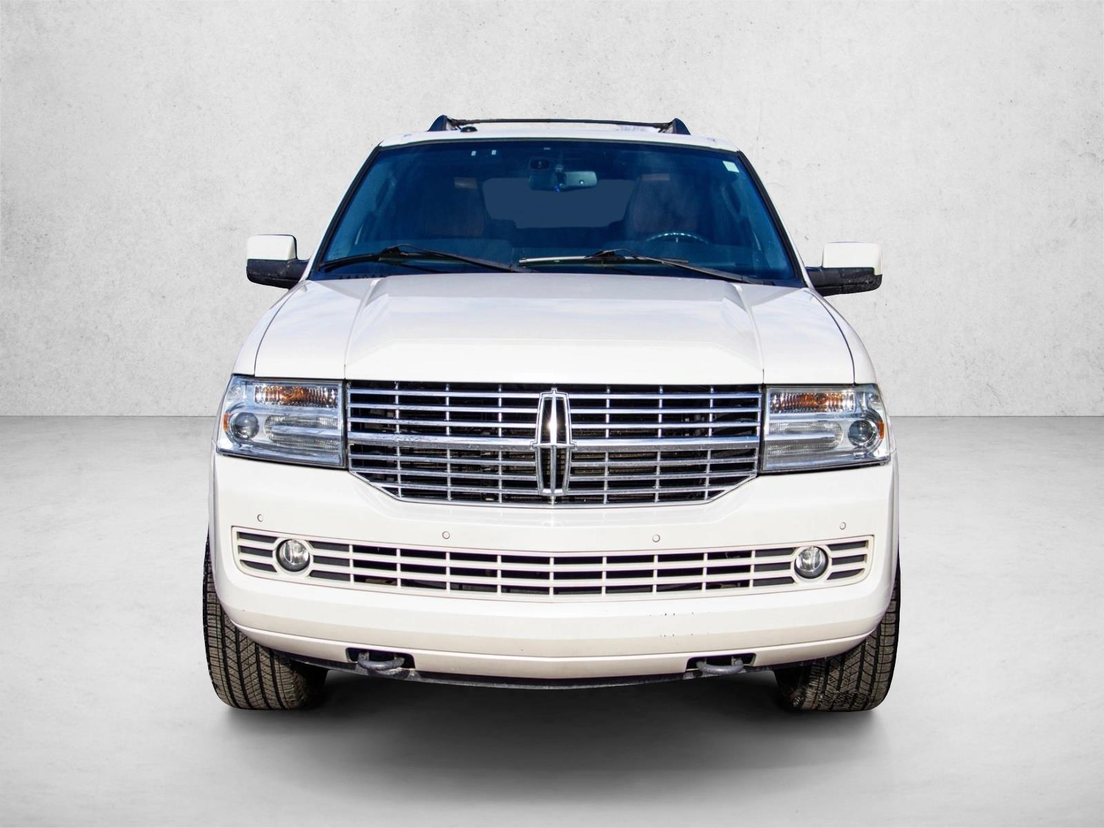 2013 LINCOLN NAVIGATOR - Image 2
