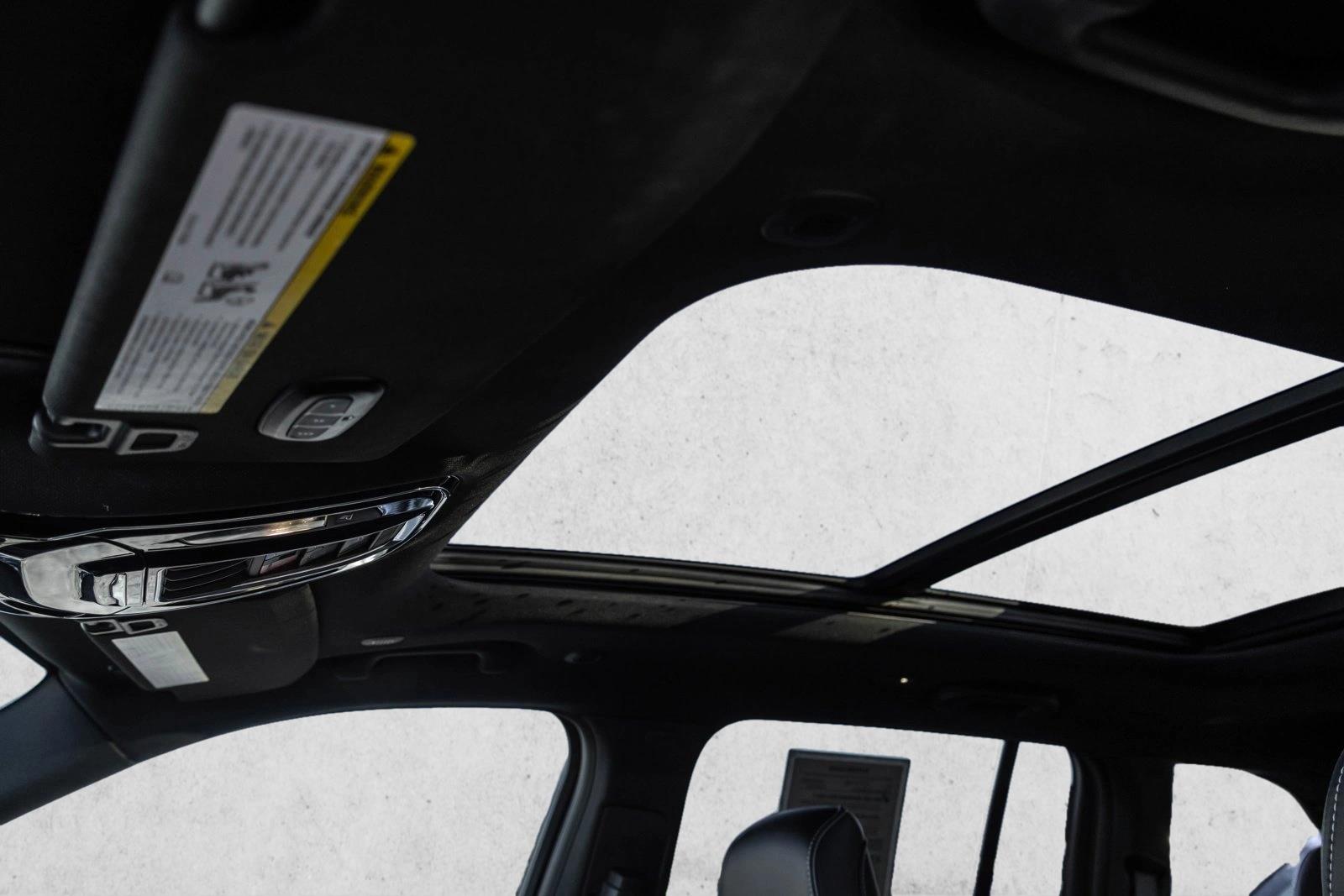 2023 JEEP GRAND CHEROKEE - Image 11