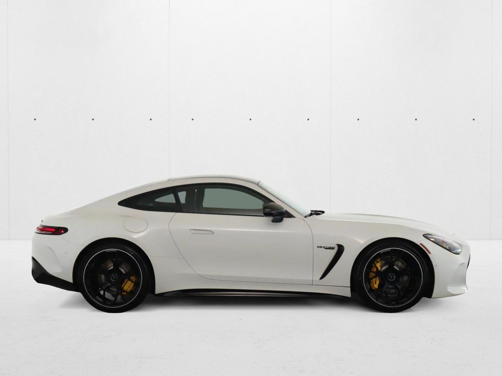 2025 Mercedes Benz AMG GT photo 3