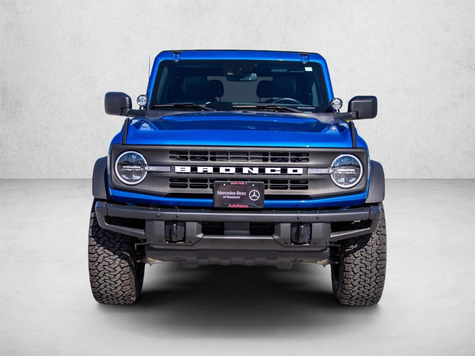 2021 Ford Bronco Black Diamond photo 2