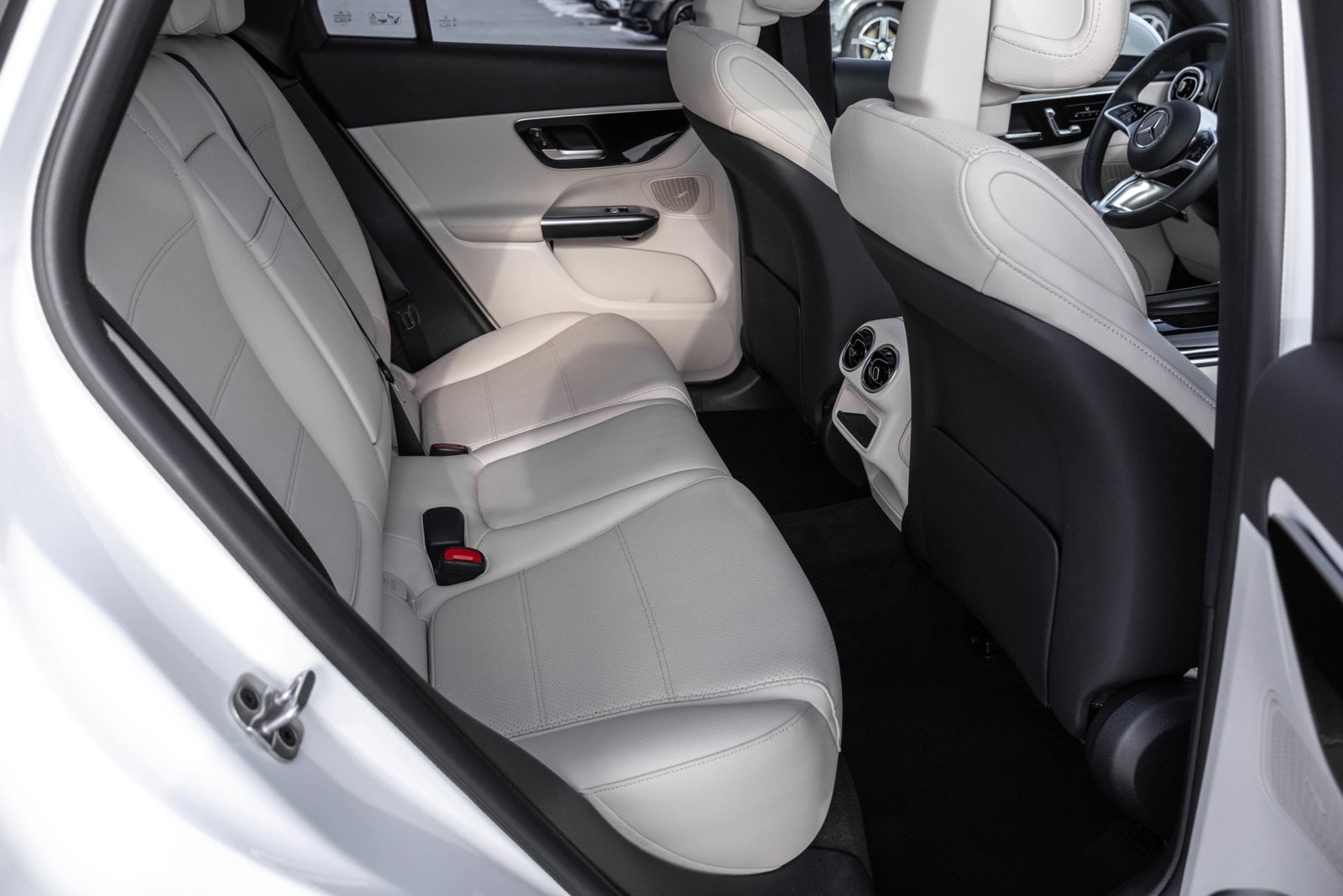 2025 MERCEDES-BENZ GLC-CLASS - Image 22