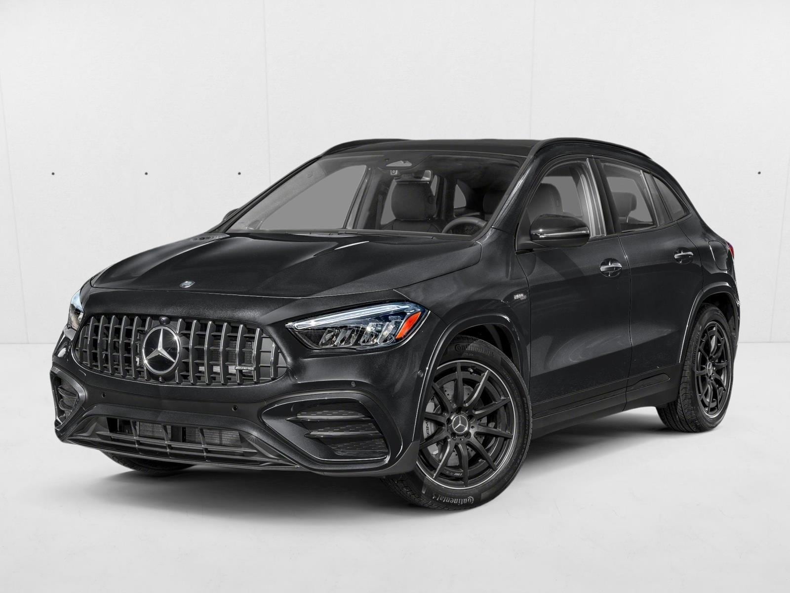 2026 Mercedes-Benz GLA AMG GLA 35's photo