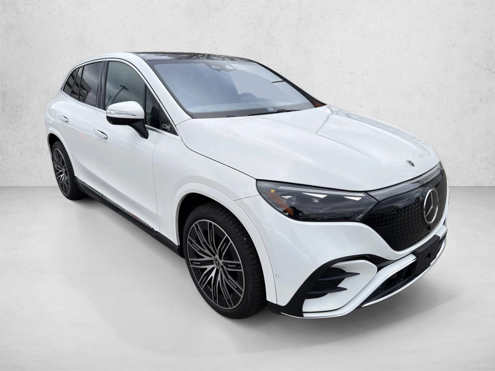 2025 Mercedes Benz EQE SUV 350 4MATIC photo 3