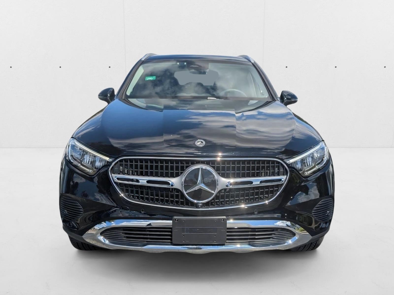 2025 Mercedes Benz GLC 350e 4MATIC photo 2