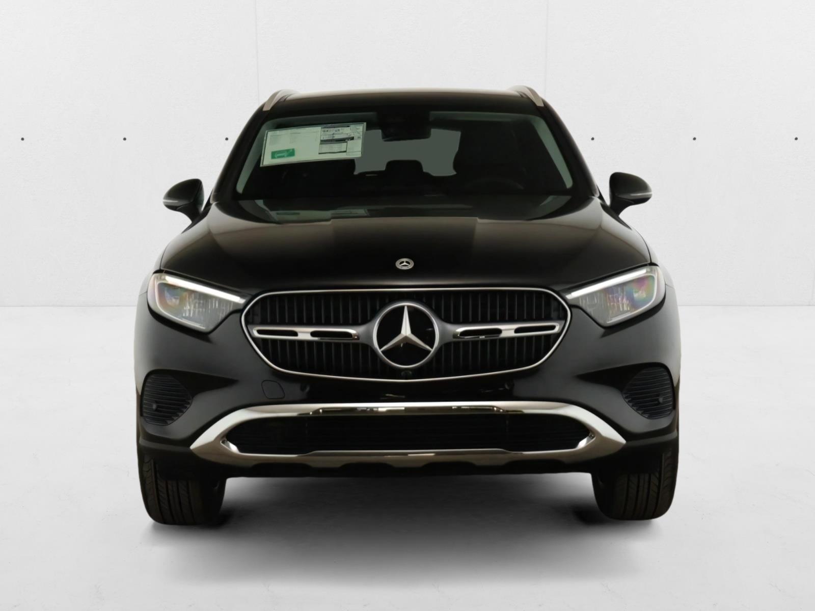2025 Mercedes Benz GLC 350e 4MATIC photo 2