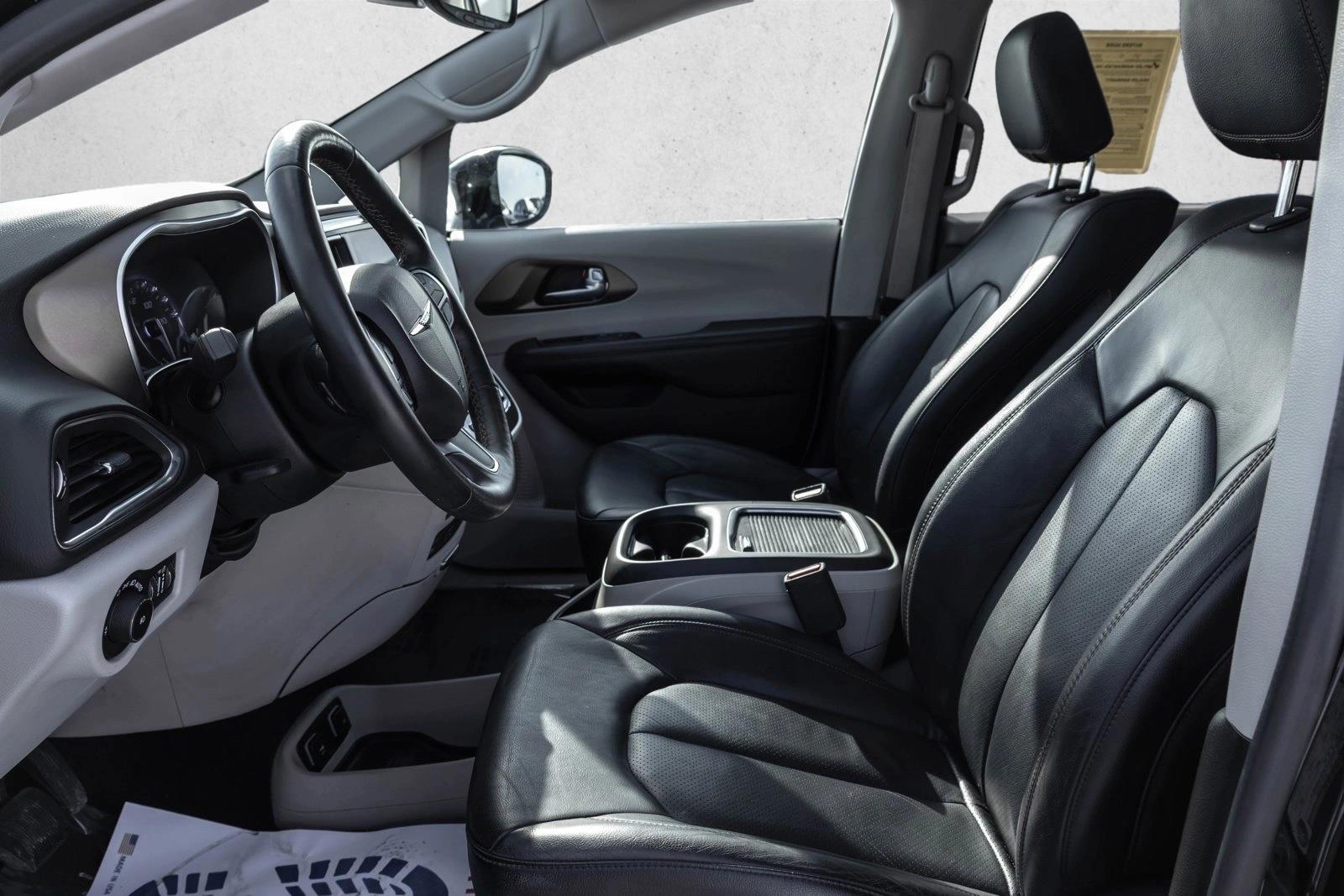 2019 CHRYSLER PACIFICA - Image 11