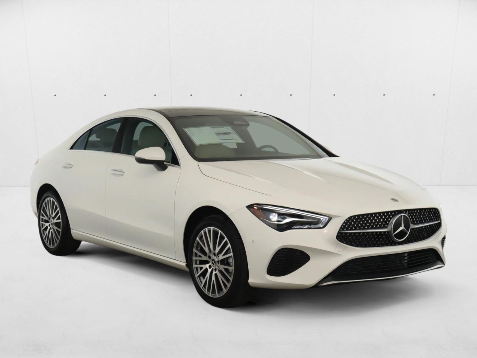 2025 Mercedes Benz CLA 250 4MATIC photo 2