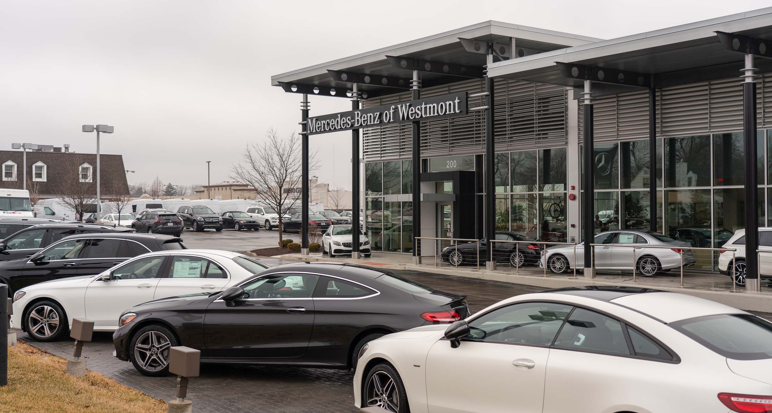 About Mercedes-Benz of Westmont | Your Premier Chicago Mercedes-Benz Dealer