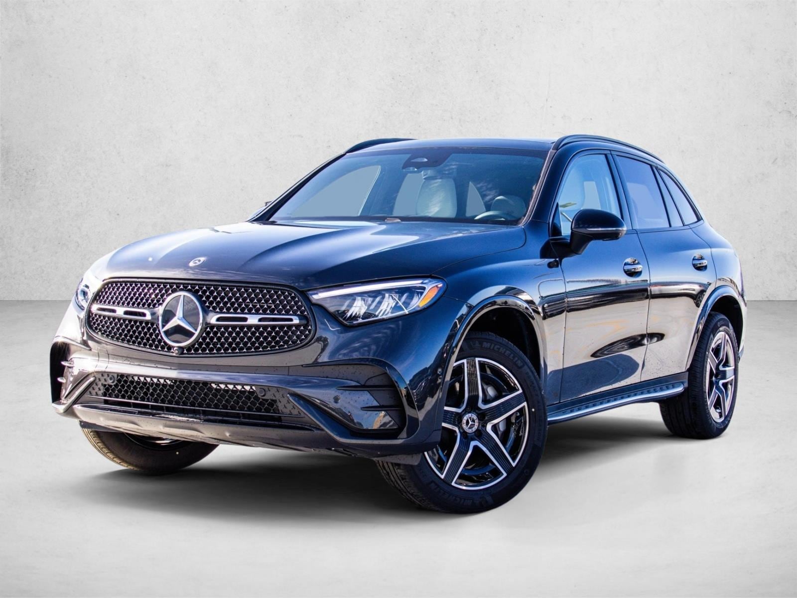 2026 Mercedes-Benz GLC Base