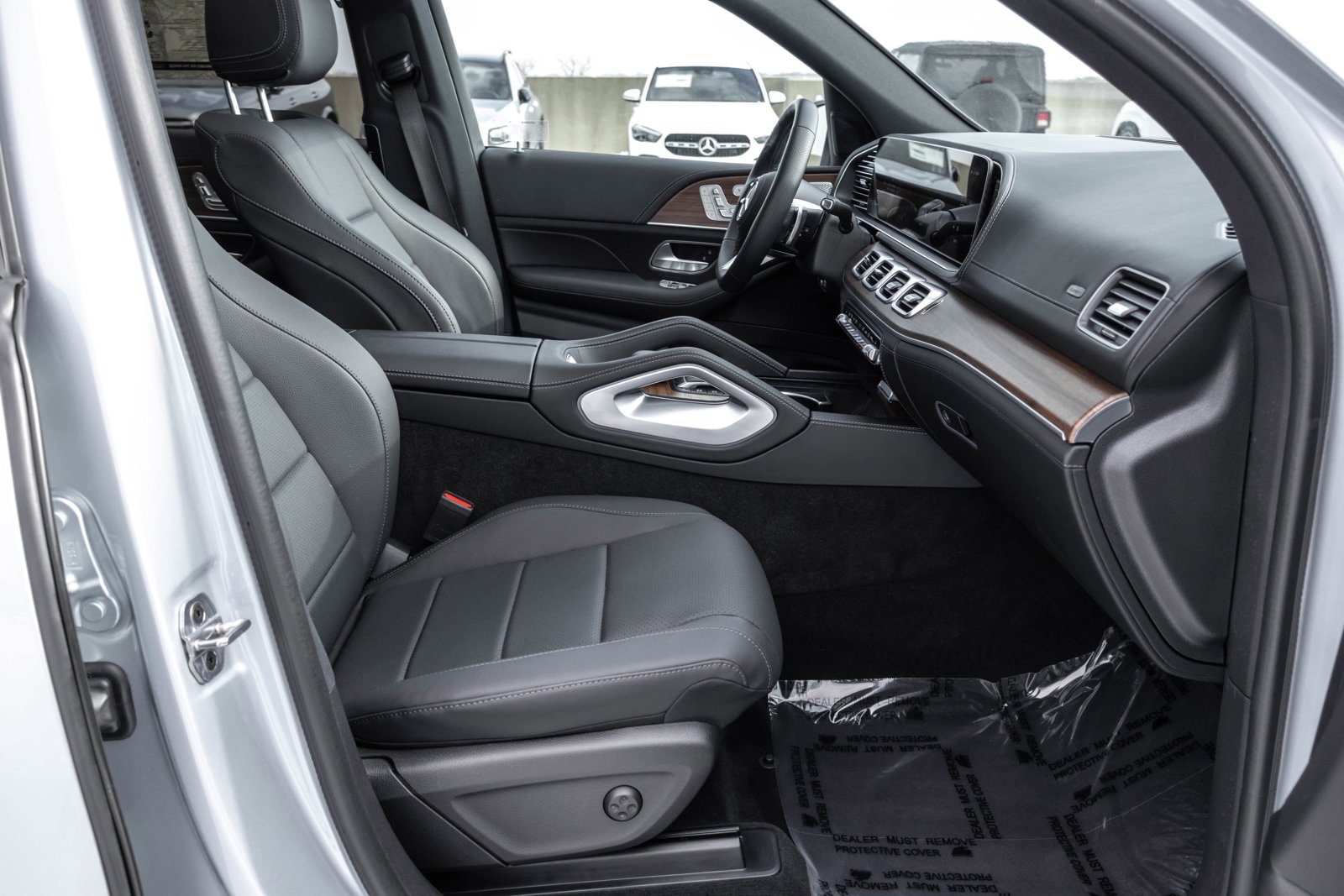 2025 MERCEDES-BENZ GLS-CLASS - Image 28