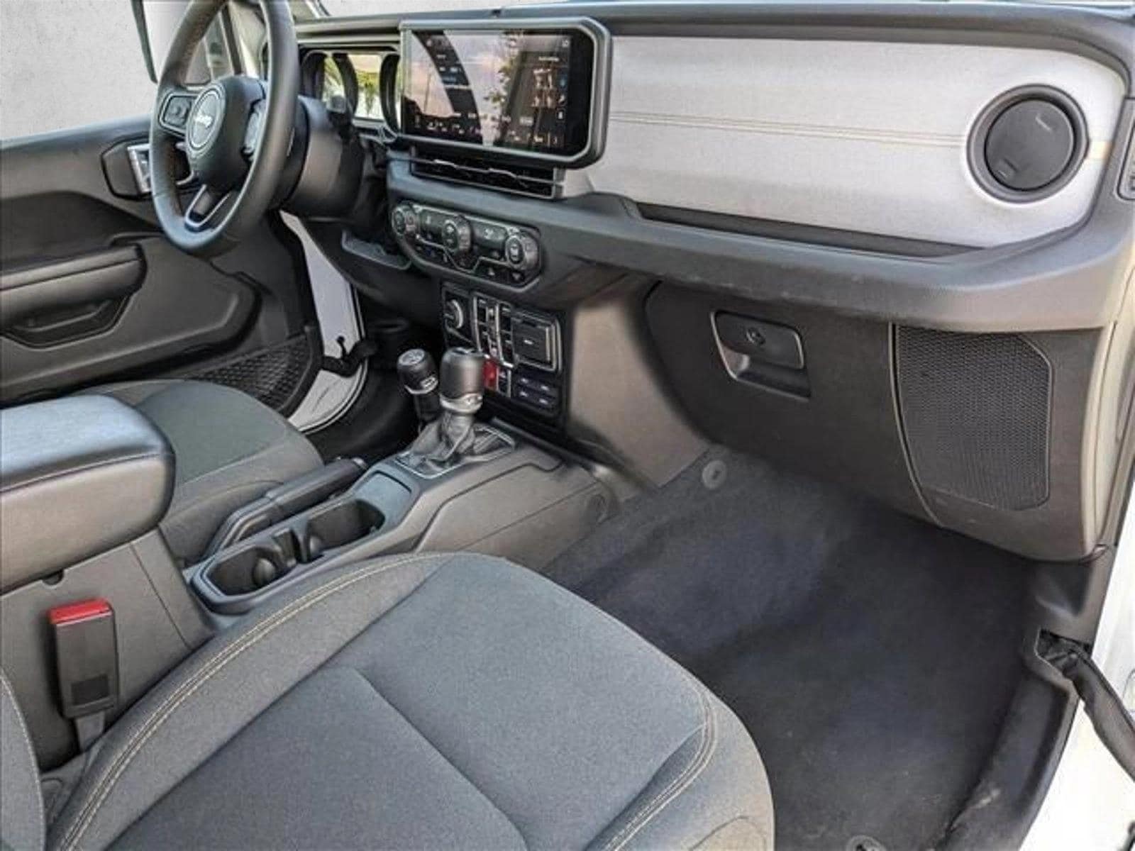 2024 JEEP WRANGLER - Image 22