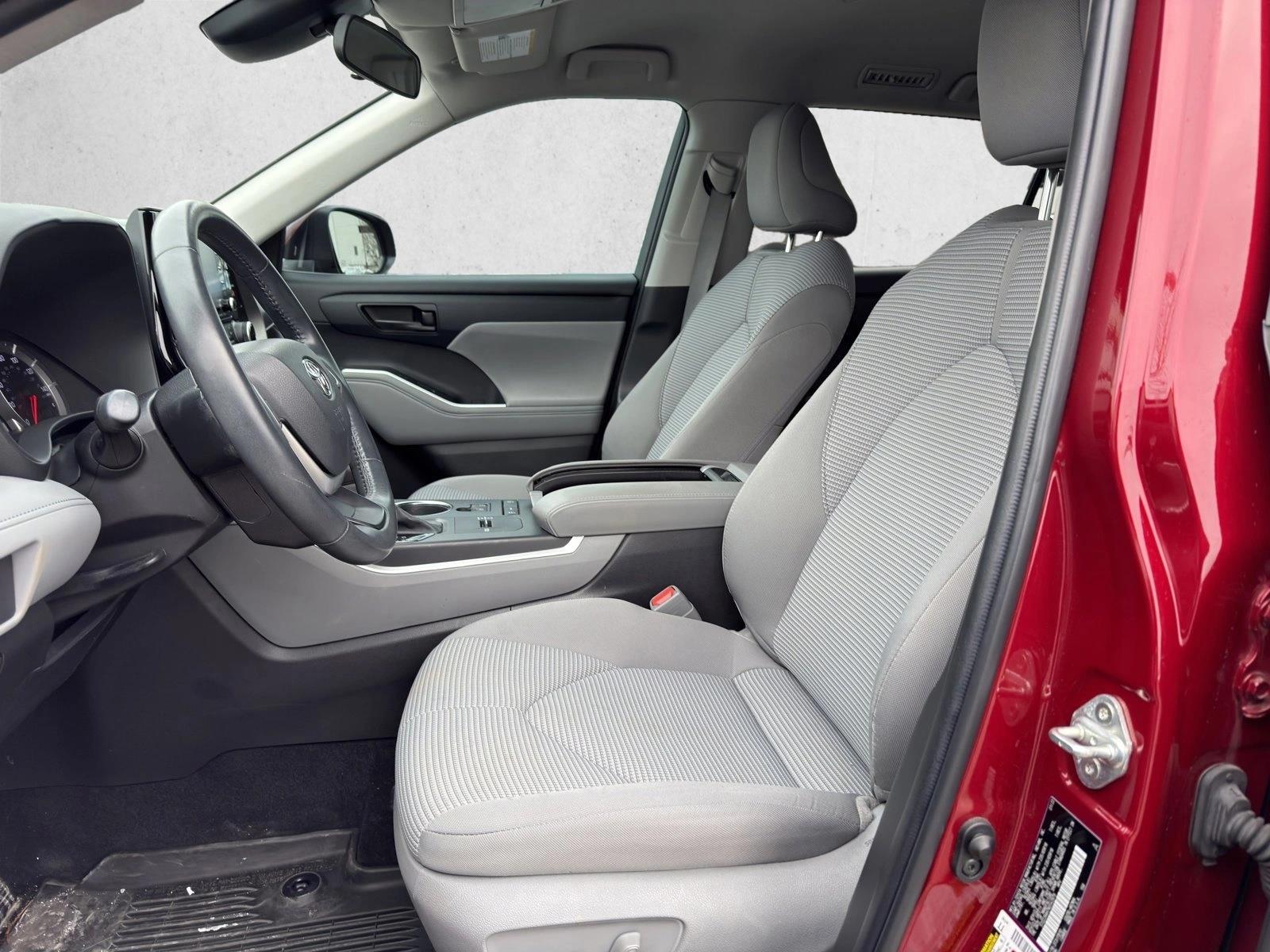 2022 TOYOTA HIGHLANDER - Image 12