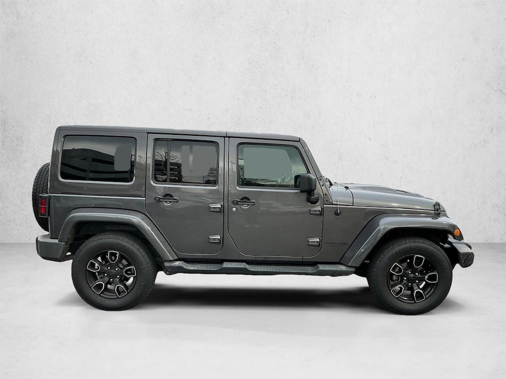Used 2018 Jeep Wrangler Unlimited Sahara 4x4 SUV