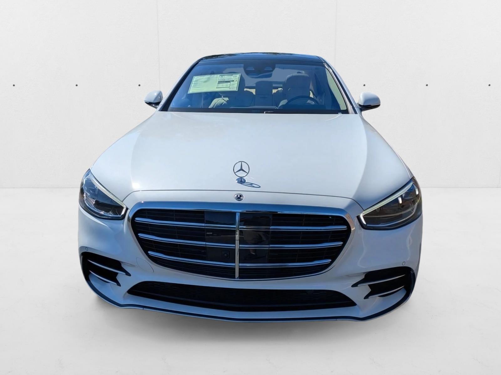 2025 Mercedes Benz S 580 4MATIC photo 2
