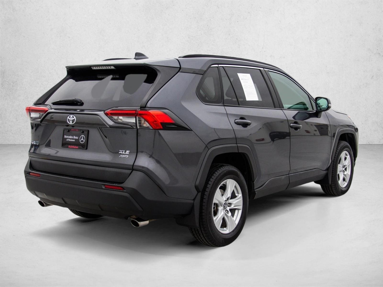 2019 TOYOTA RAV4 - Image 5