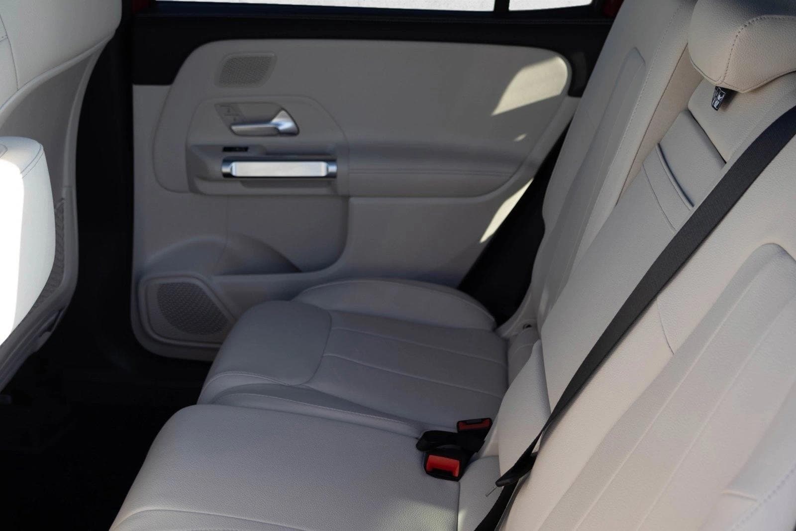 2026 MERCEDES-BENZ GLB-CLASS - Image 23