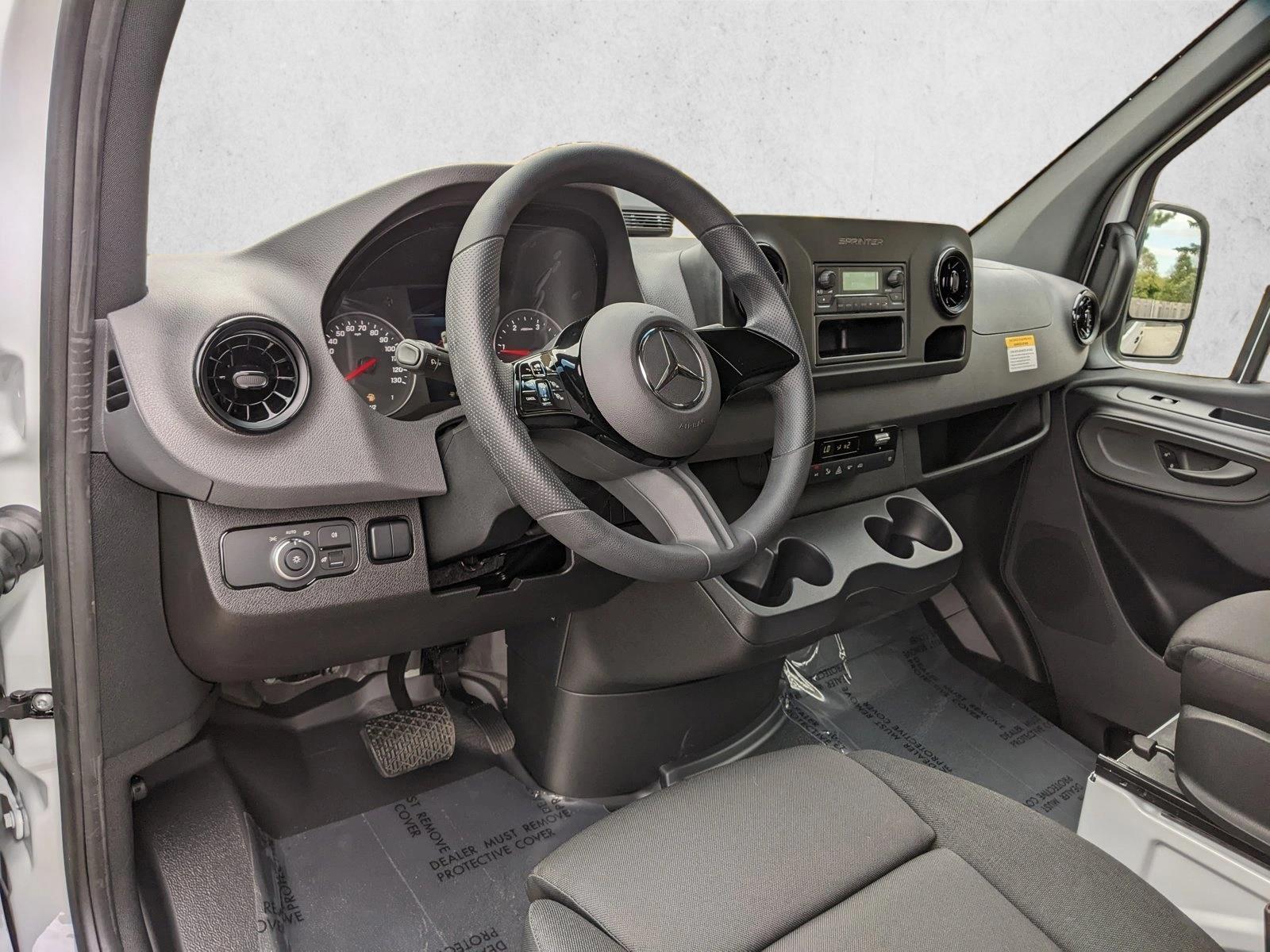 2025 MERCEDES-BENZ SPRINTER - Image 9