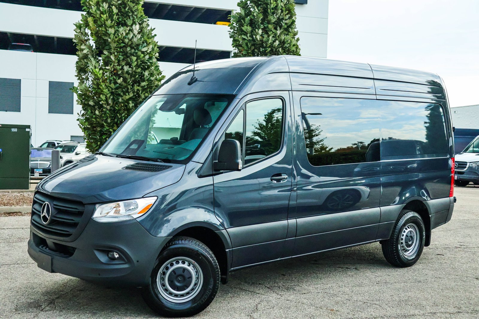 2027 Mercedes-Benz Sprinter 2500