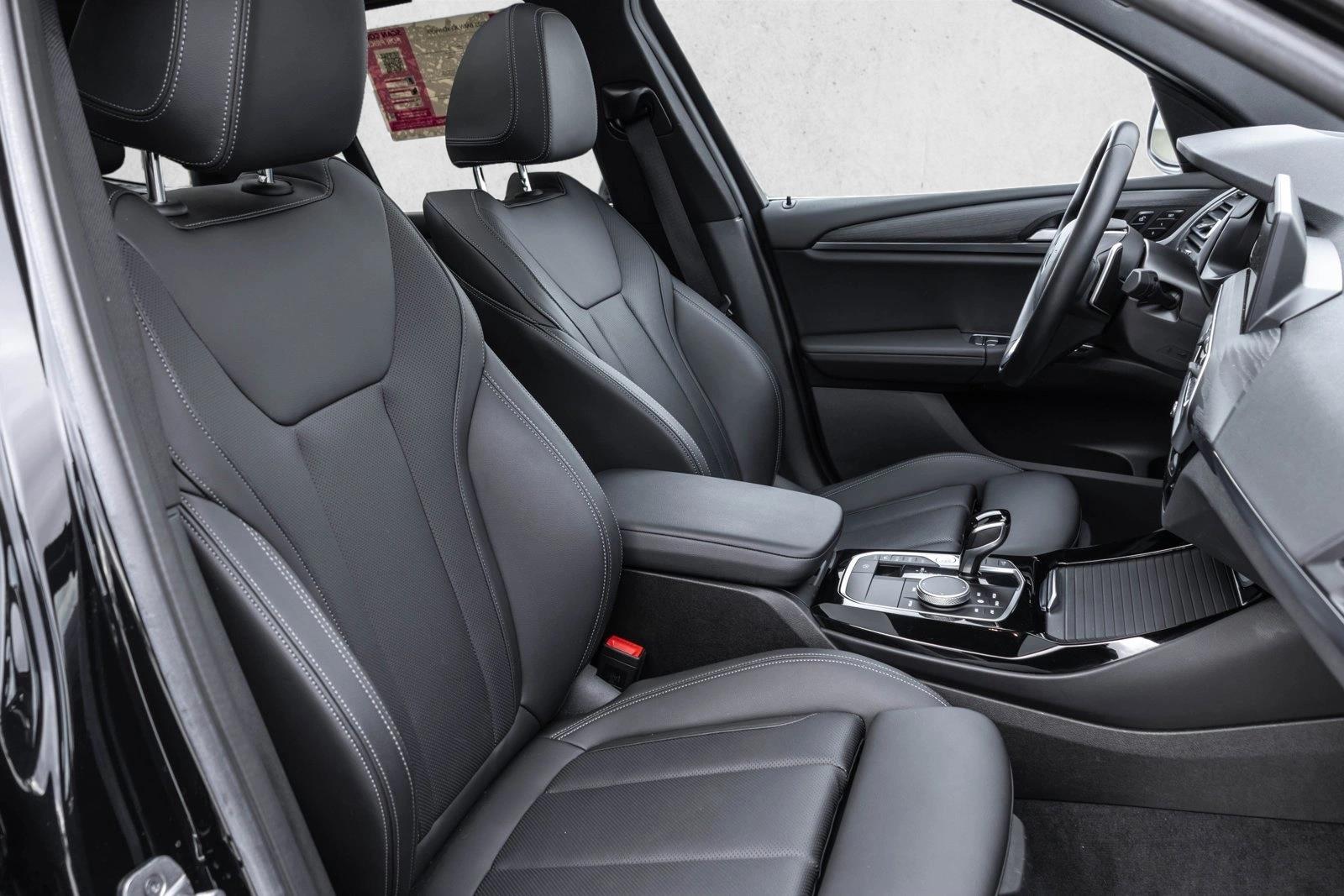 2022 BMW X3 - Image 30