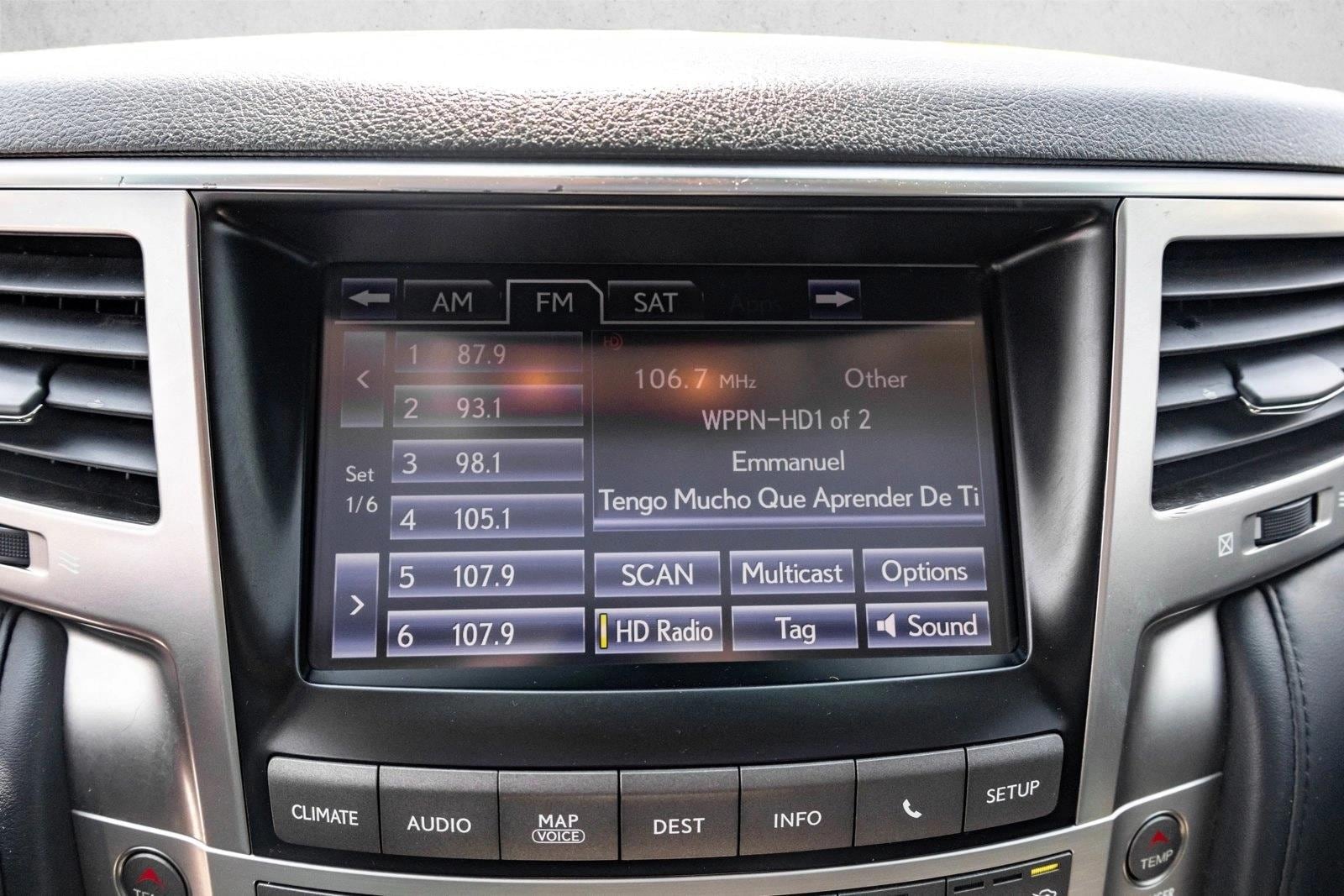 2013 Lexus LX 570 - Photo 15