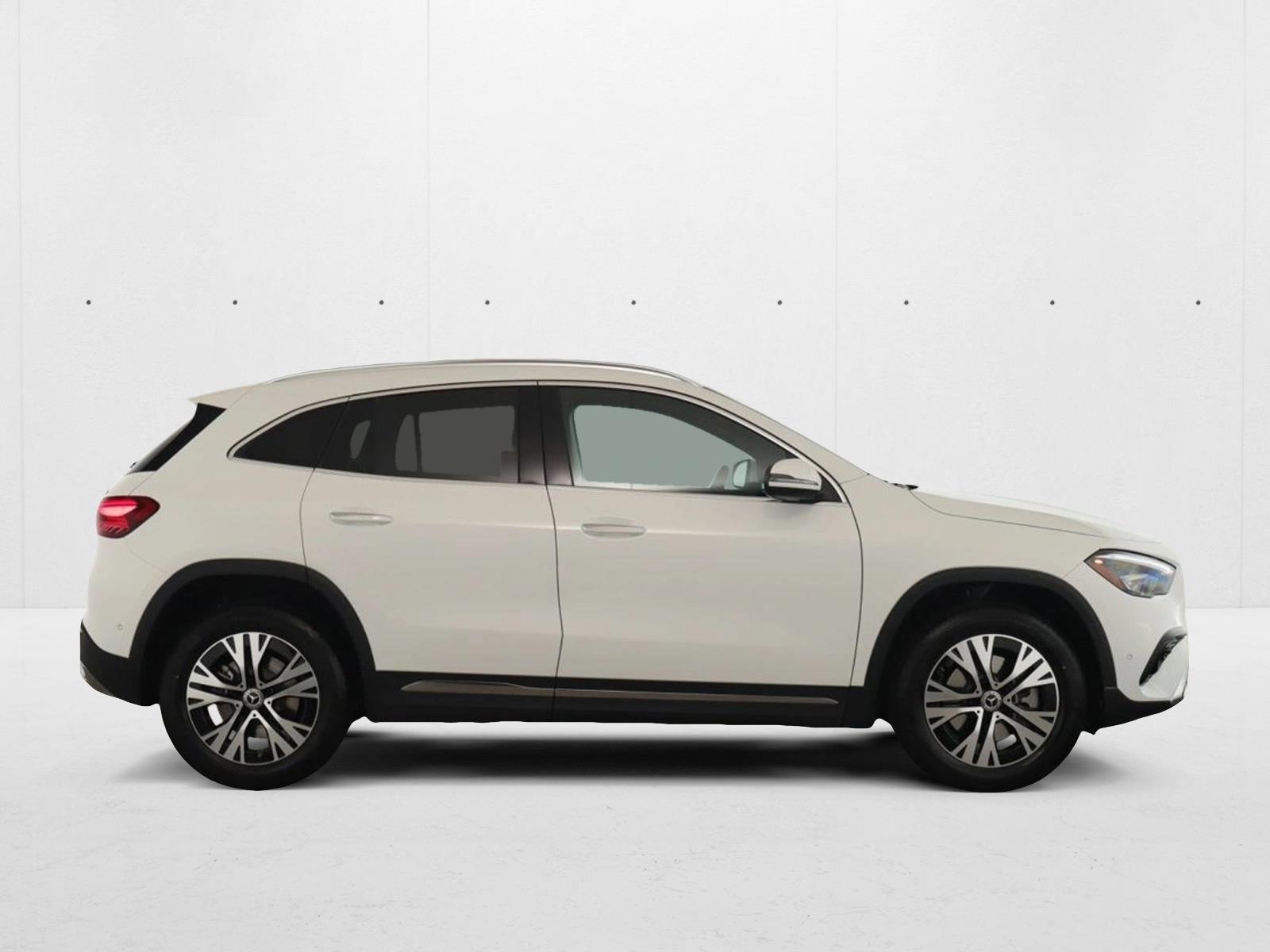 2025 Mercedes Benz GLA 250 4MATIC photo 4