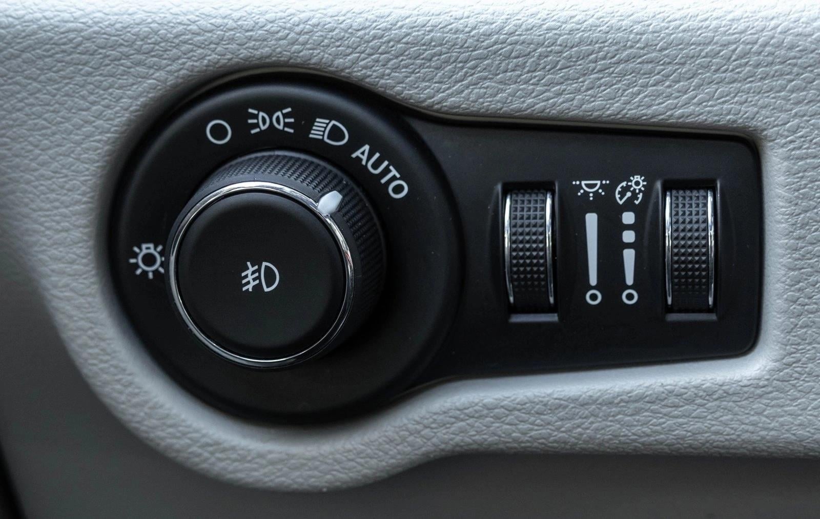 2019 CHRYSLER PACIFICA - Image 13