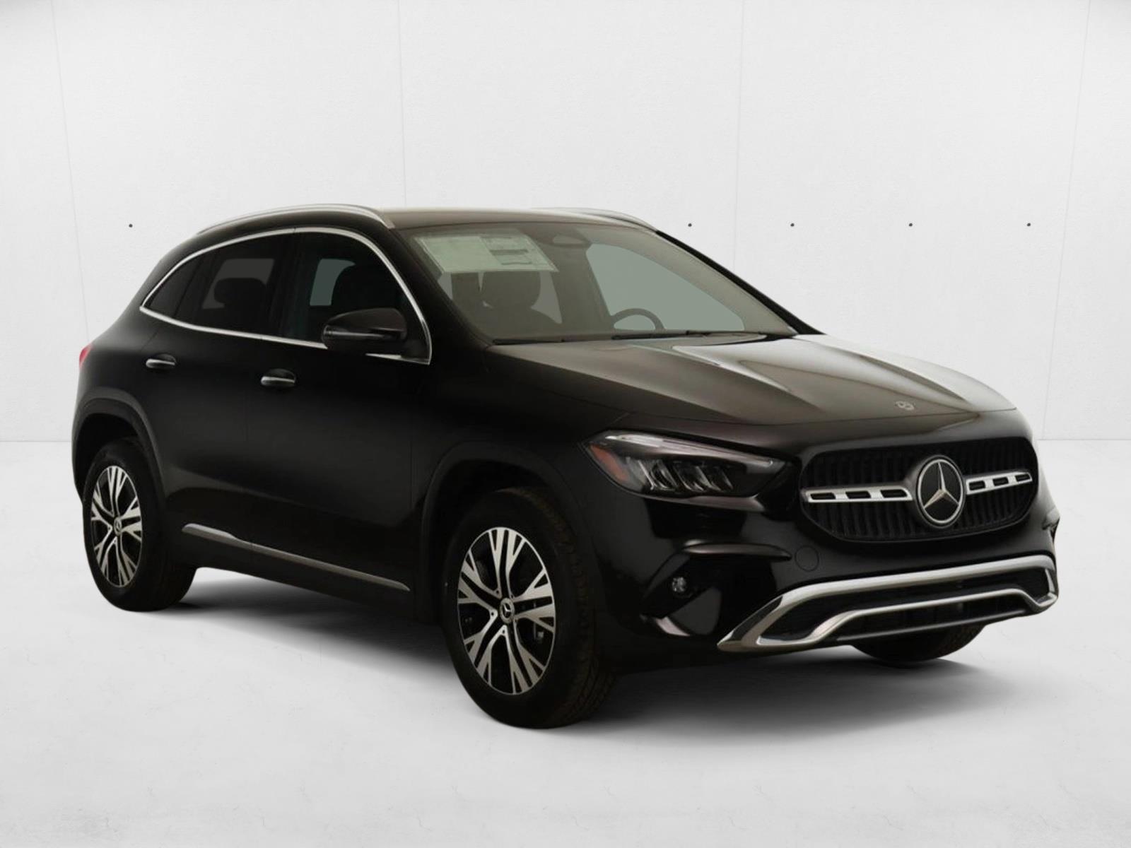2025 Mercedes Benz GLA 250 4MATIC photo 3