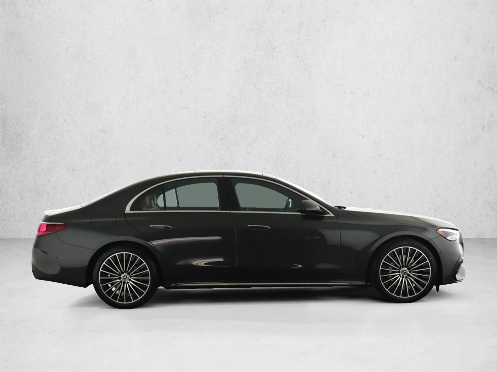2025 Mercedes Benz E 350 4MATIC Sedan photo 4