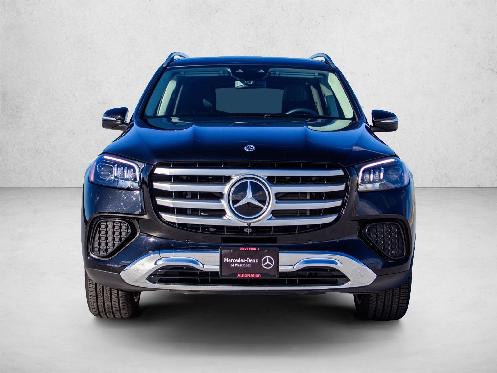 2025 Mercedes Benz GLS 450 4MATIC photo 2