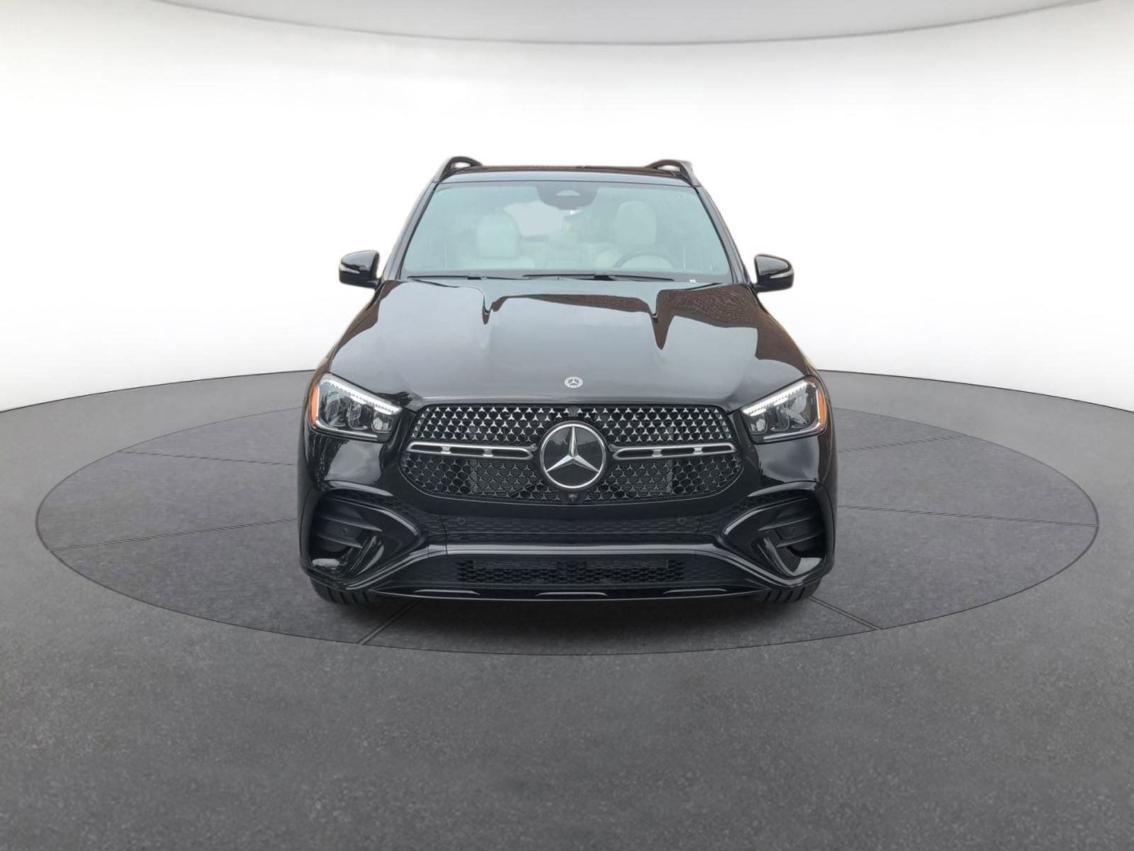 2025 Mercedes Benz GLE 450 4MATIC photo 2
