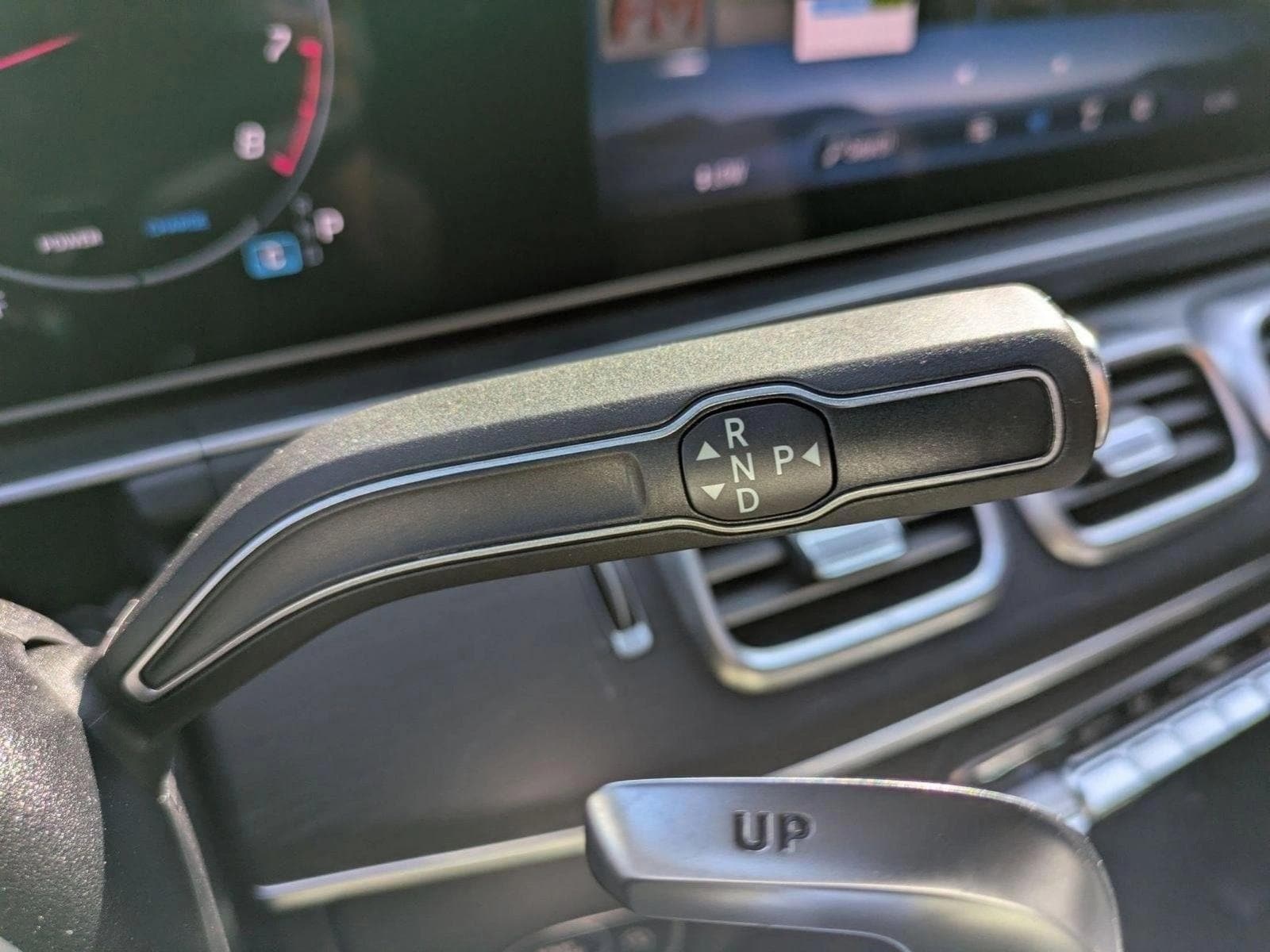 2025 Mercedes-Benz GLE AMG GLE63 S - Photo 11