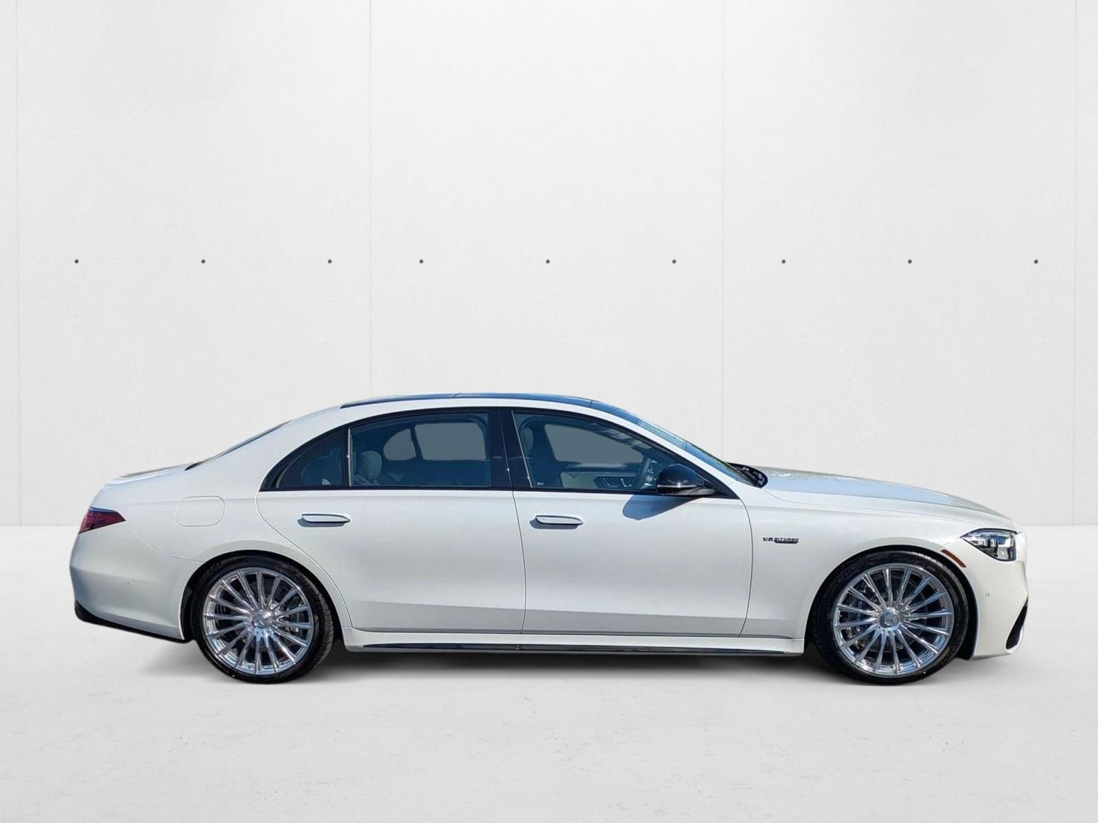 2026 Mercedes Benz S AMG 63 4MATIC photo 4